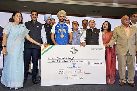 Felicitation of Indian shooting team in Delhi